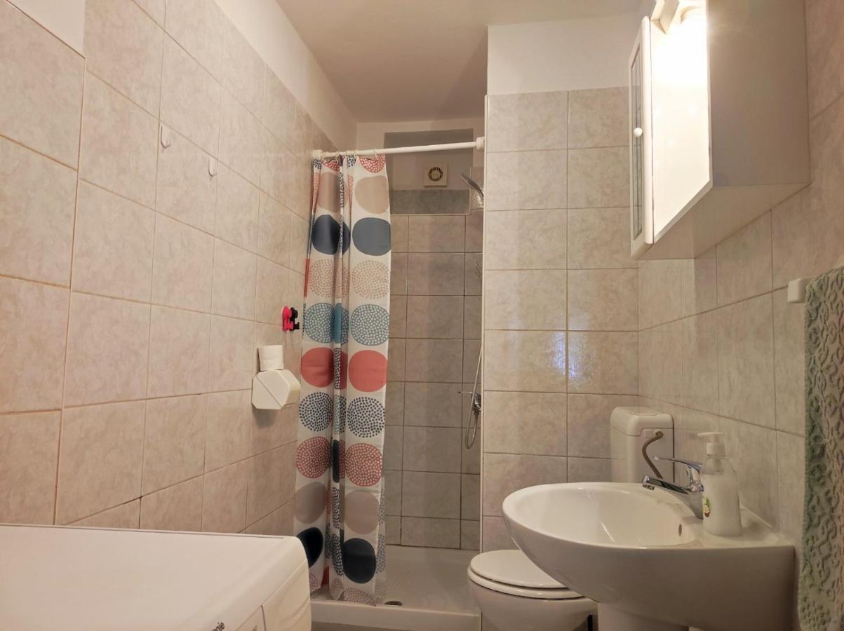 Apartment Rose Krk Town Exterior photo